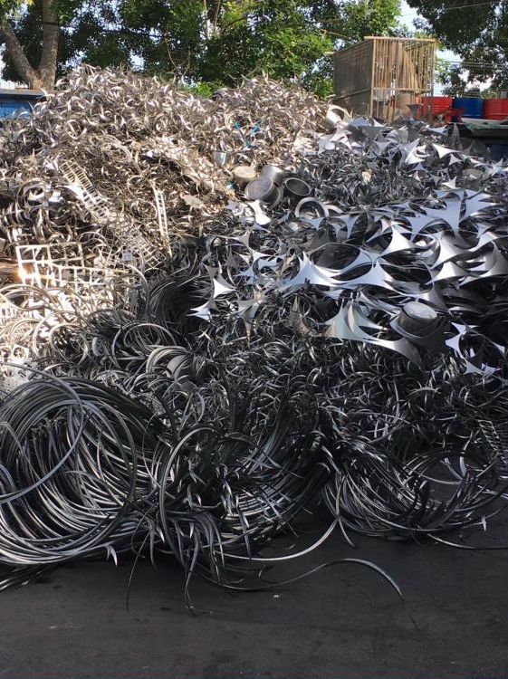 Bãi phế liệu inox Ngọc Trang thu mua